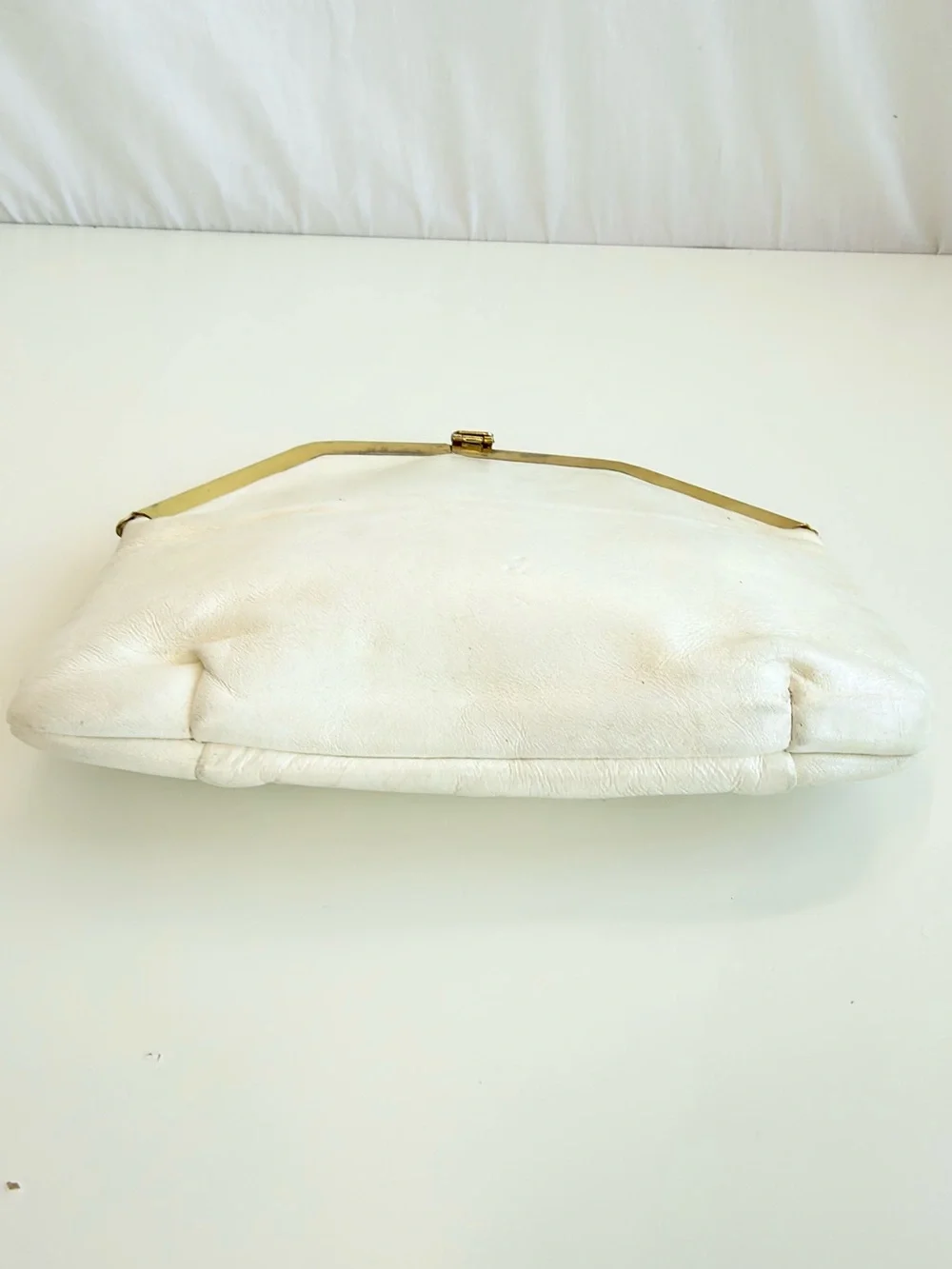 Mid-century White Genuine leather Diamond Shape Hinge Frame Two-Way Bag Vintage